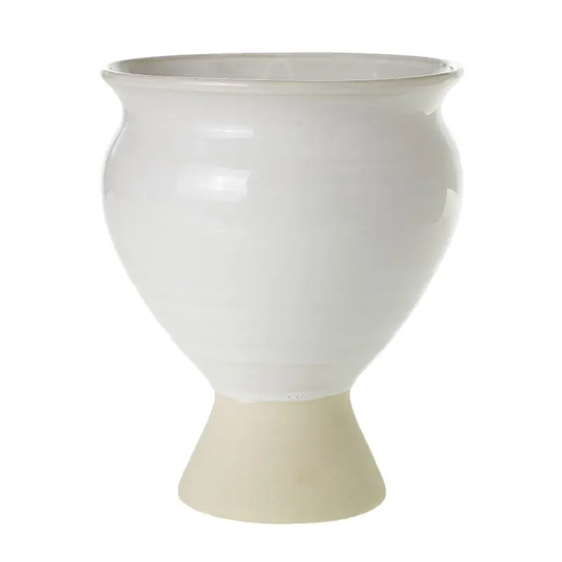 Magnolia Vase 7"x 8.5"