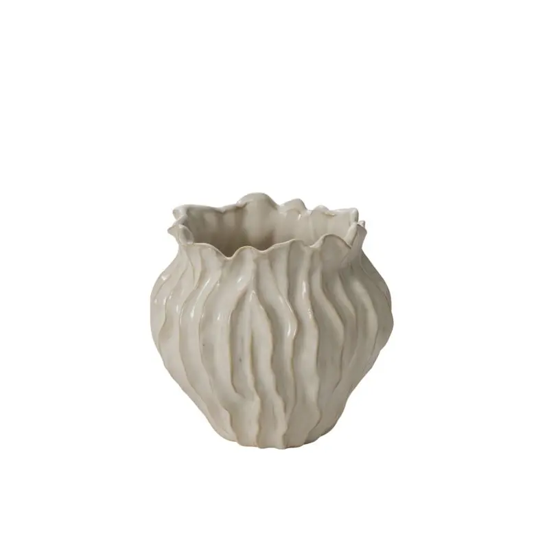 Brynn Vase 6.5"x 6"