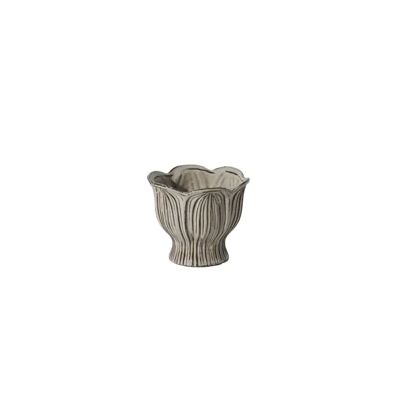 Lenora Vase 5.25"x 4.5"