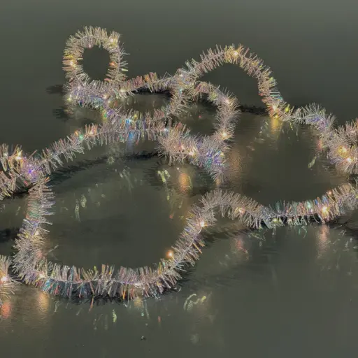 [64669] Tinsel light string, 50L warm white, iridescent, AA batteries, timer - 16.5'