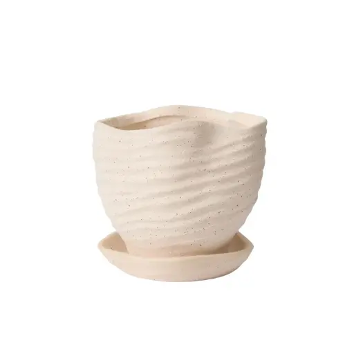 [64809] Highland Pot with Saucer 6"x 5.5"x 5.25"